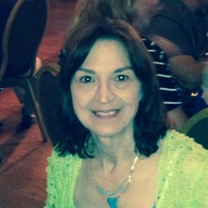 Meet your Posher, Lucy